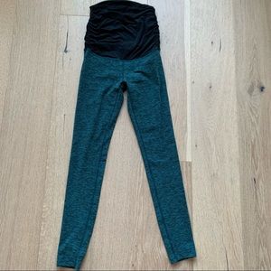 Beyond the Bump Beyond Yoga Leggings